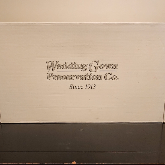 Jim Hjelm Couture Wedding dress - Picture 5 of 10